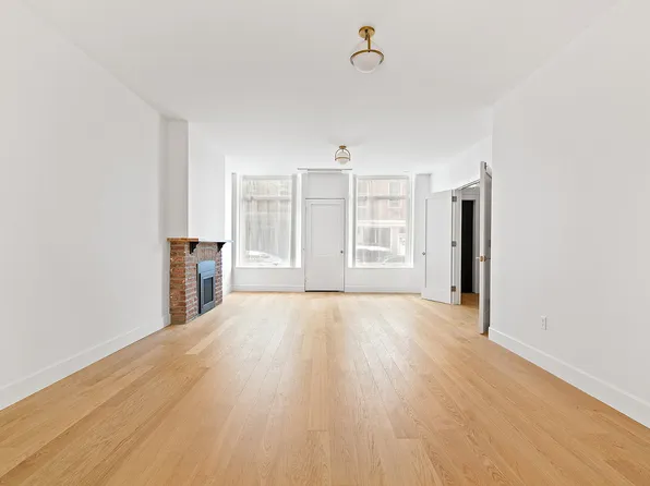 69 Hudson Avenue image 2 of 18