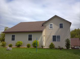 N5755 Palmer Rd, Rosendale, WI 54974