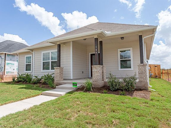 2nd image of 106 Hackberry Branch Dr