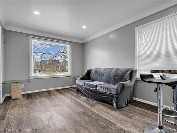 3rd image of 5281 Alter Rd