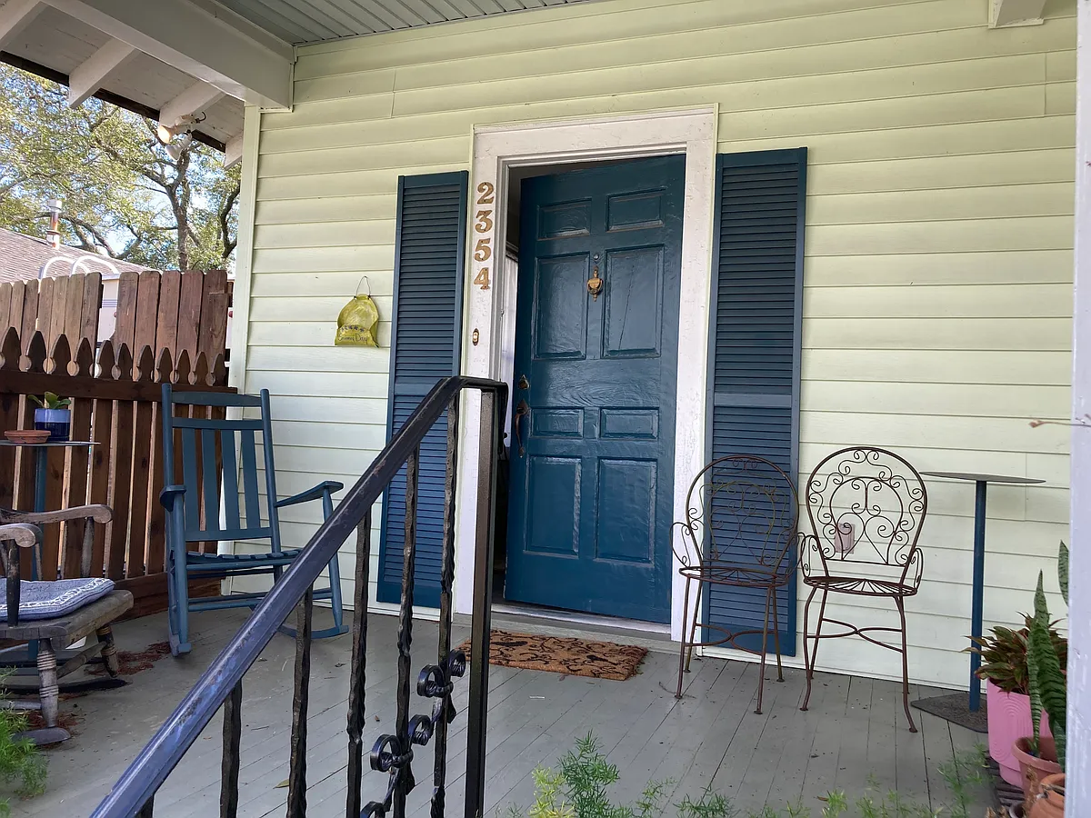 Front porch - 2354 Dreux Ave