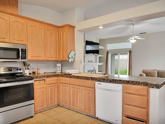 4th image of 6119 Kasper Dr