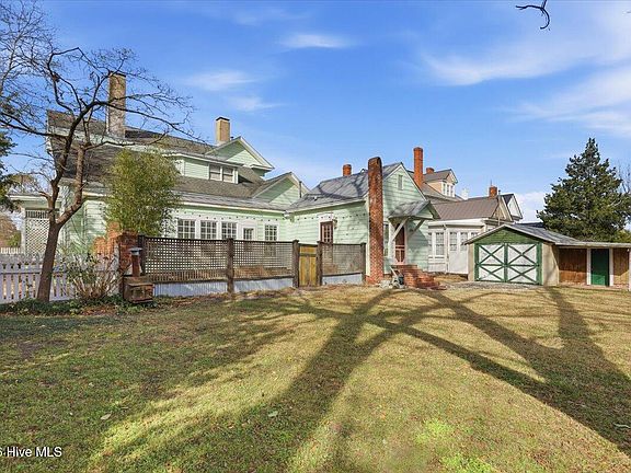 9th image of this home