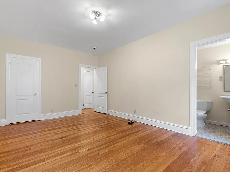 315 Tappan St #1 — Photo 21