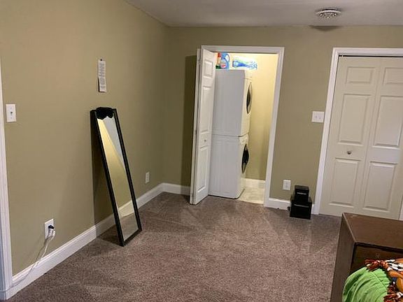 3rd image of 641.5 Burlington Ave