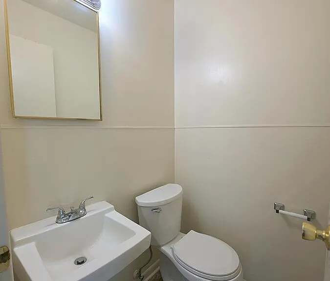 5135 NE Chouteau Trfy #324 — Photo 9
