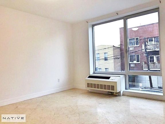 2nd image of 184 Eagle St #3