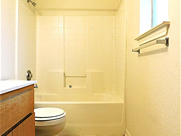 3305 Alicante Ct #A — Photo 13