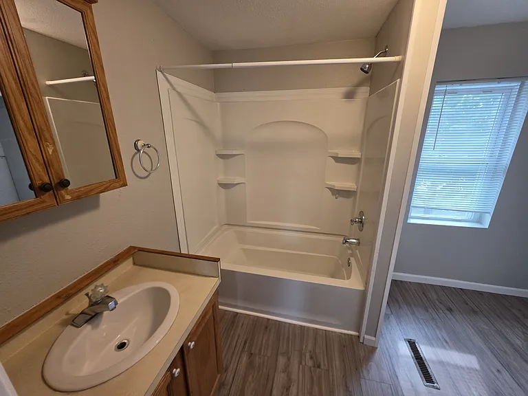 14285 Tyler St — Photo 19