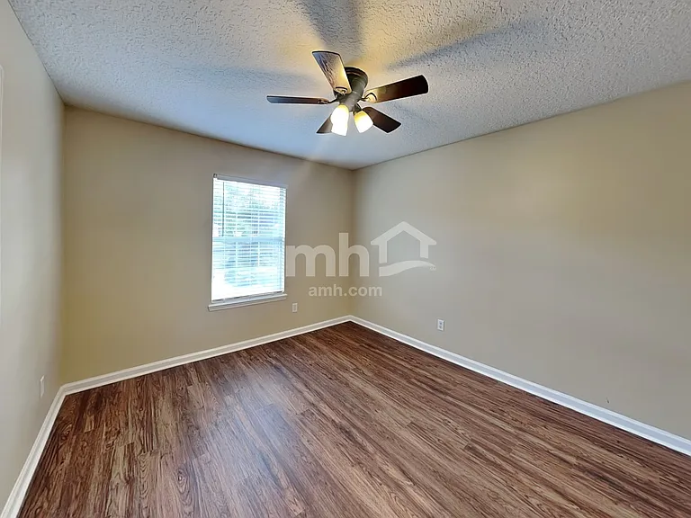 729 Porto Cristo Ave — Photo 15