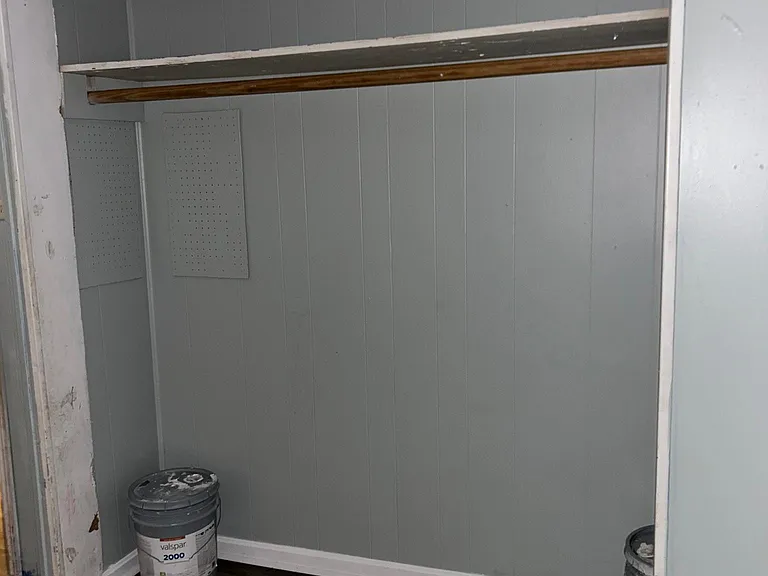205 Evergreen St — Photo 13