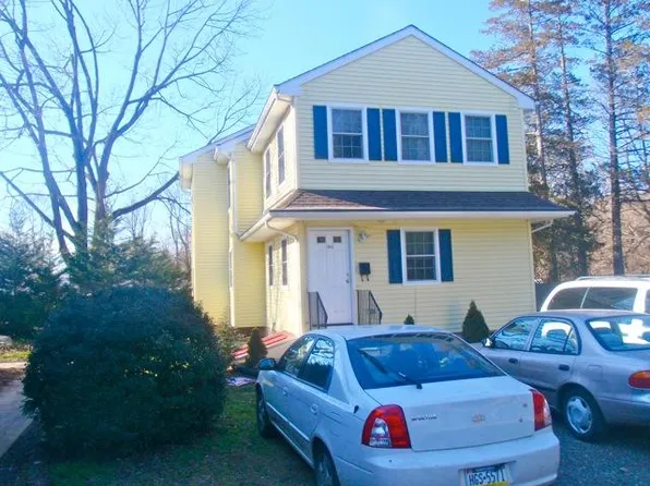 1941 Pennington Rd, Ewing, NJ 08618