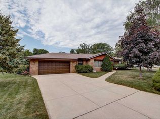 1811 Poplar Ave, South Milwaukee, WI 53172
