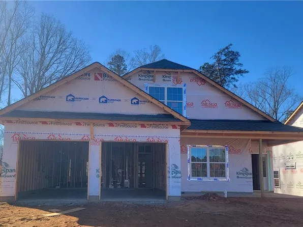 145 Morning Star Dr, Advance, NC 27006