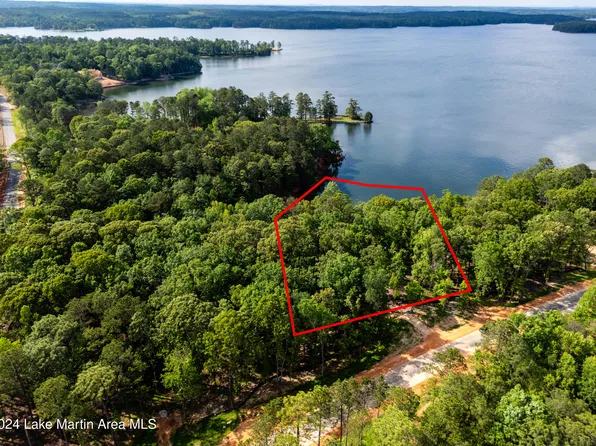 67 Heritage Dr, Alexander City, AL 35010