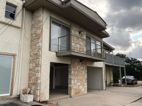 1008 Clayton Nolen Dr #107, Horseshoe Bay, TX 78657