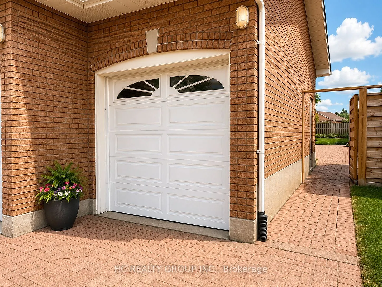2 bed, $2,000 — Photo 2