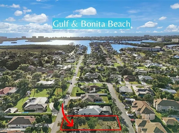 89 7th St, Bonita Springs, FL 34134