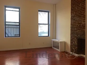 Rented by Lindemar LLC