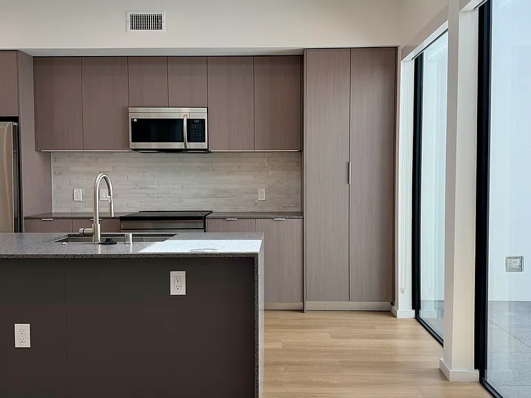 5119 Colfax Ave #306 — Photo 4