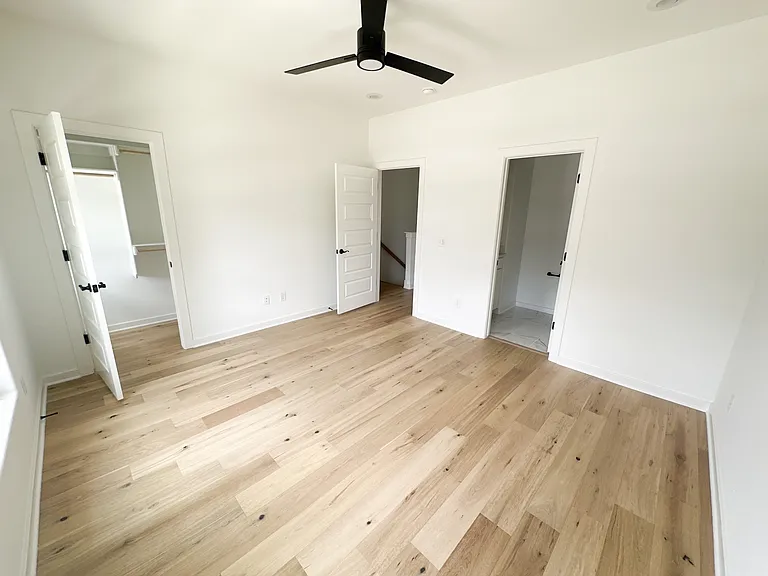 1234 W James St — Photo 8