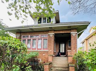 4931 N Bernard St, Chicago, IL 60625