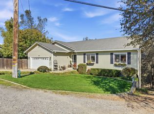 1995 Riviera Dr, Redding, CA 96001