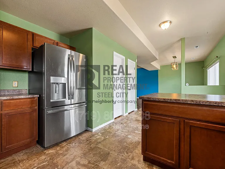 947 E Kirkwood Dr — Photo 14