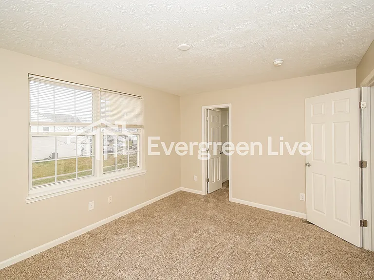 5654 Congressional Pl — Photo 12