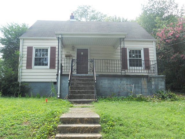 1st image of 803 Melville Ave