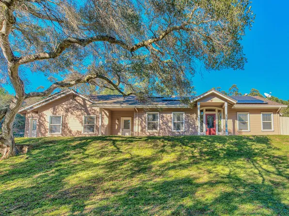 17559 Pond Derosa Ln, Salinas, CA 93907