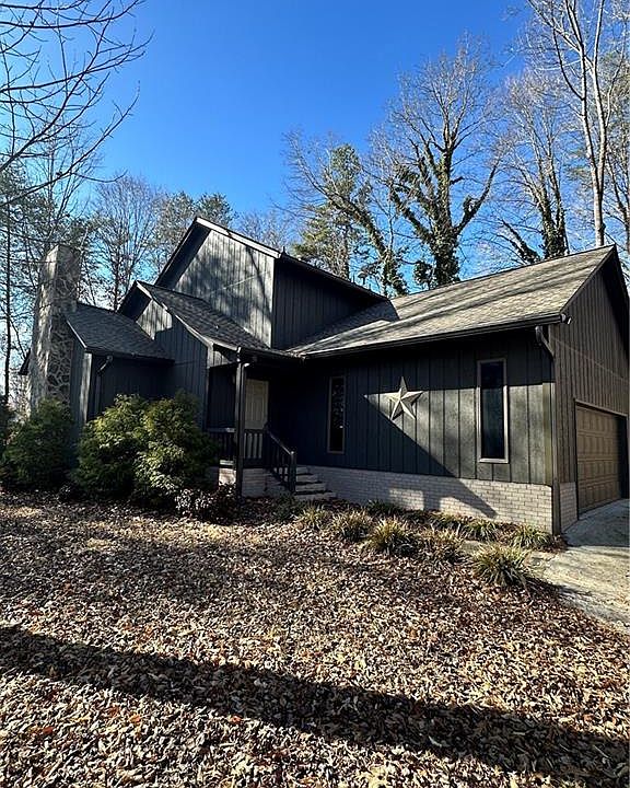 2nd image of 190 Ridge Crest Dr