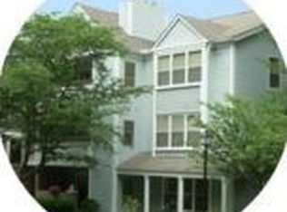 7717 Lafayette Forest Dr APT 14, Annandale, VA 22003
