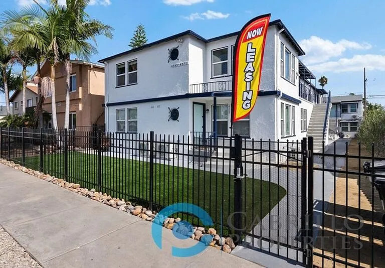 4571 North Ave — Photo 11