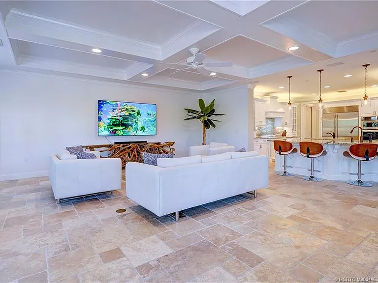 1528 NE Outrigger Landings Dr #208 — Photo 24