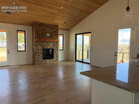 4th image of 538 Friar Tuck Dr