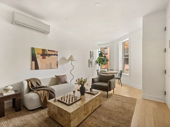 1230 Putnam Avenue image 3 of 12