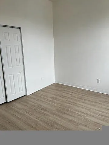 585 North St #6 — Photo 9