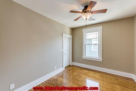 5th image of 900 Madison St
