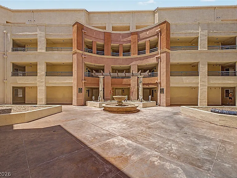 260 E Flamingo Rd #220 — Photo 1