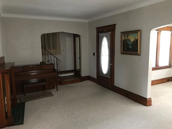 5th image of 1349 Palmetto Ave