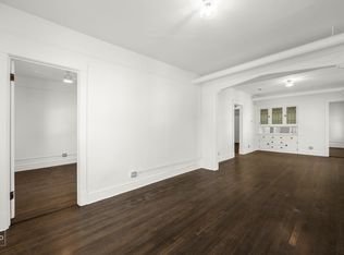 3105 W Wellington Ave #2, Chicago, IL 60618
