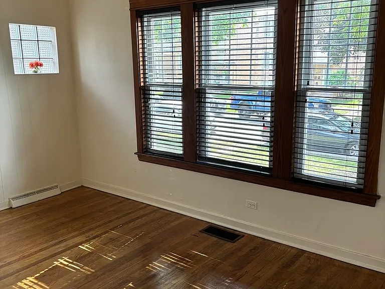 3407 Cuyler Ave #1 — Photo 2