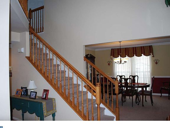 5th image of 717 Sherwood Dr