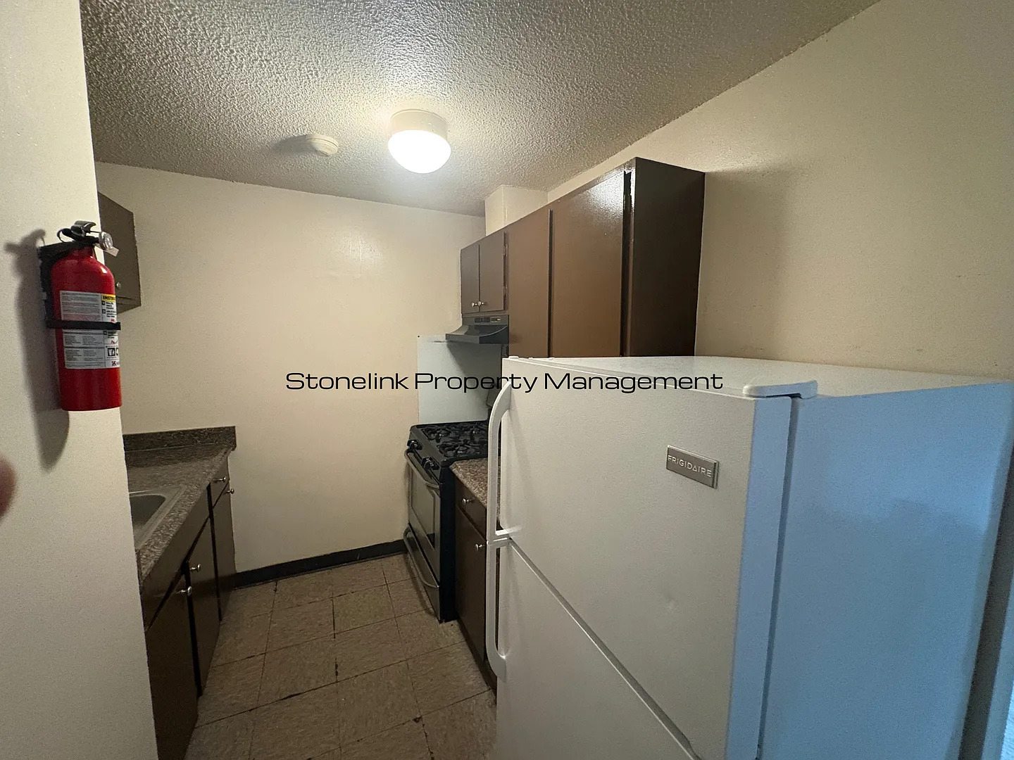 77 Garfield Street — Photo 3
