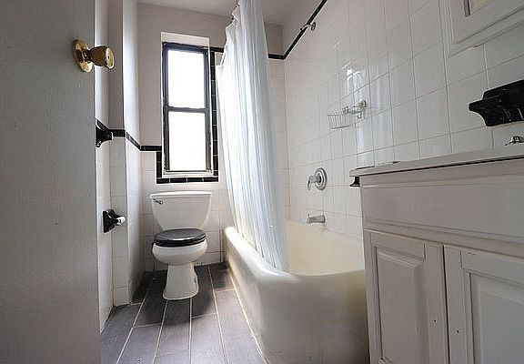 3rd image of 210 W 262nd St APT 6B
