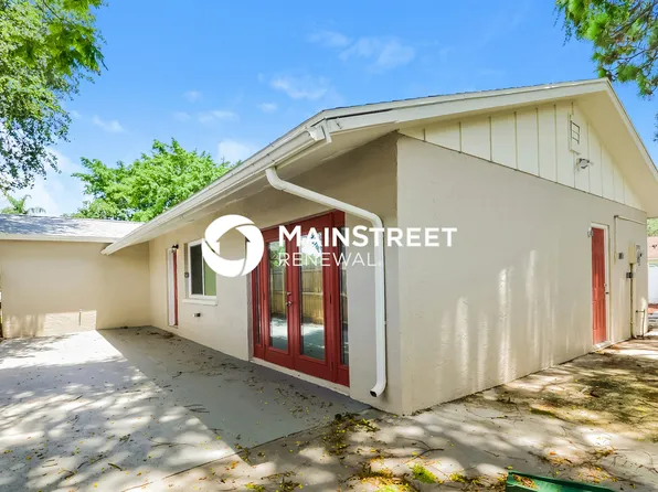 812 65th Ave W, Bradenton, FL 34207