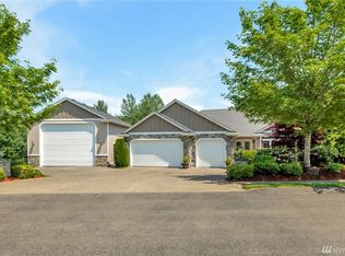 809 195th Ave E, Lake Tapps, WA 98391