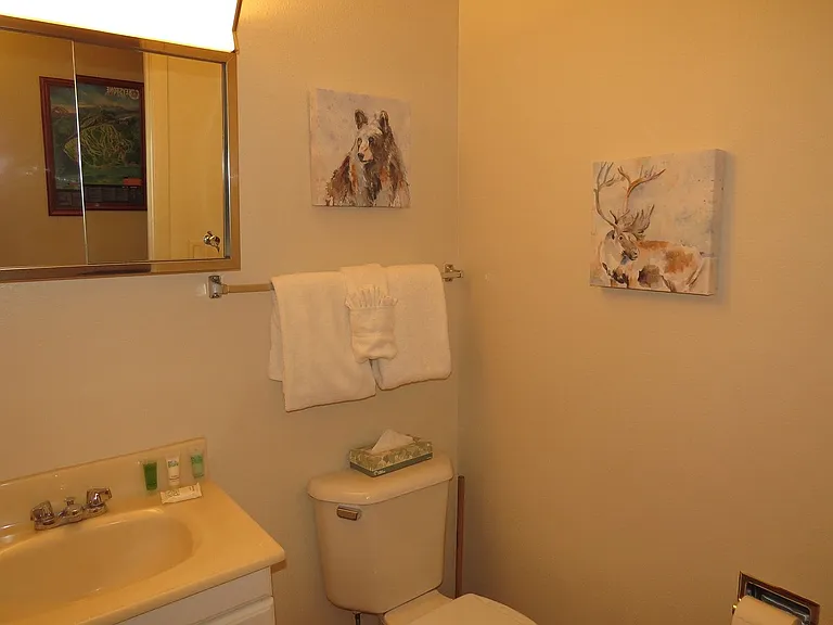 401 W La Bonte St #106 — Photo 7