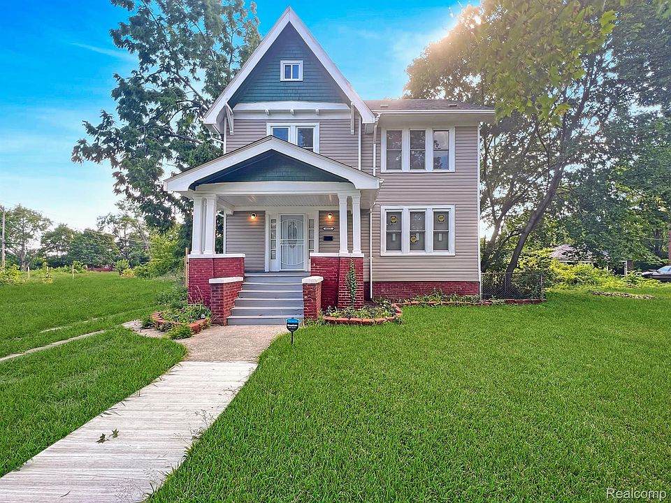 1st image of 4115 Lakewood St